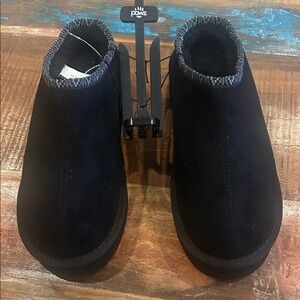 PAWZ Black Cozy Slip-On Ankle Slippers with Patterned Trim